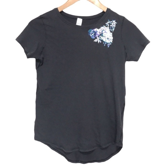IVIVVA lululemon embroidered floral short sleeve shirt size 12 girls - Picture 1 of 6